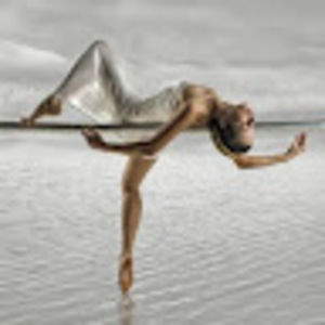 Meet your Posher, Ana